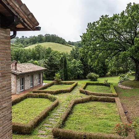 Tenuta Borgo San Michele *