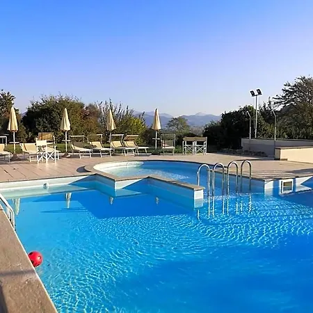 Tenuta Borgo San Michele غوبيو