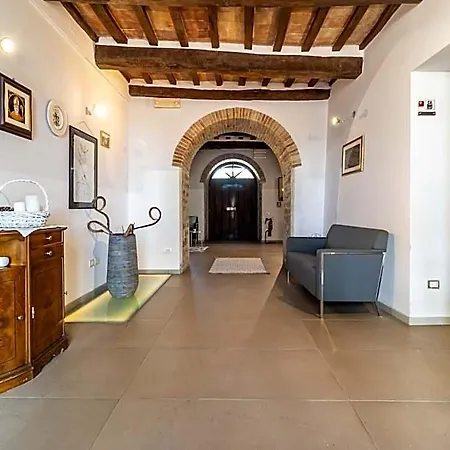 Tenuta Borgo San Michele * غوبيو